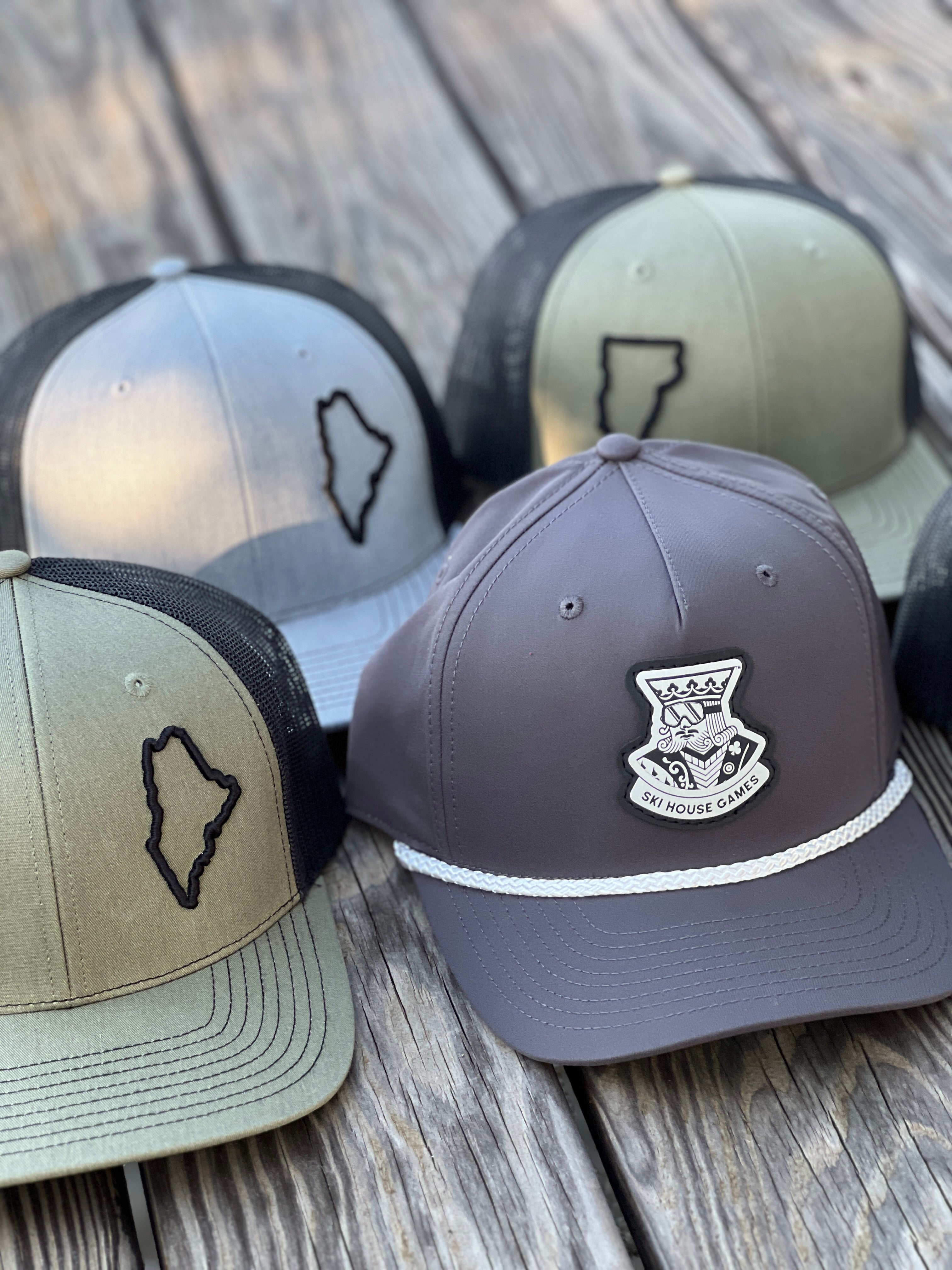 Vermont (VT) Outline Hat