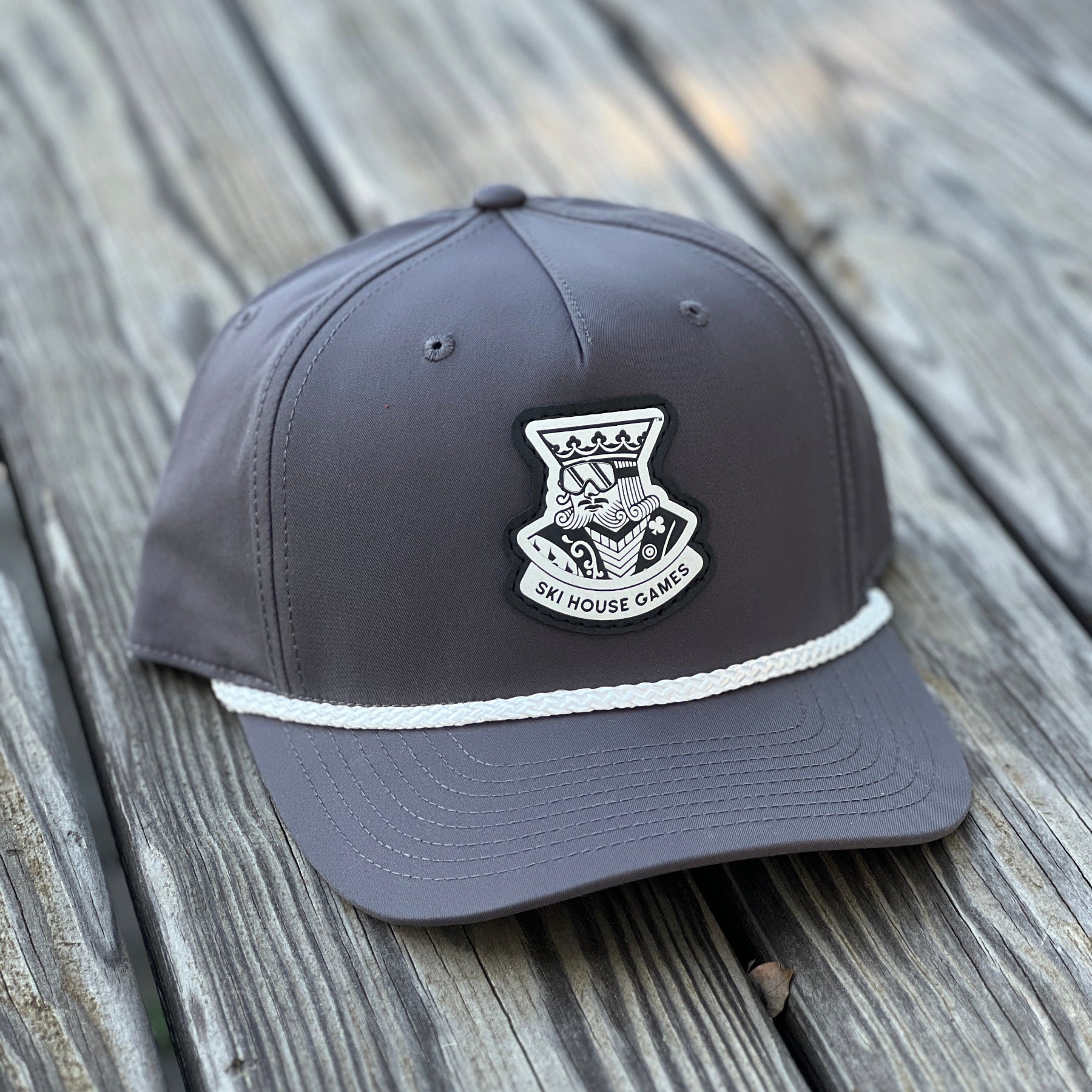 Ski House Games King Crest Rope Hat